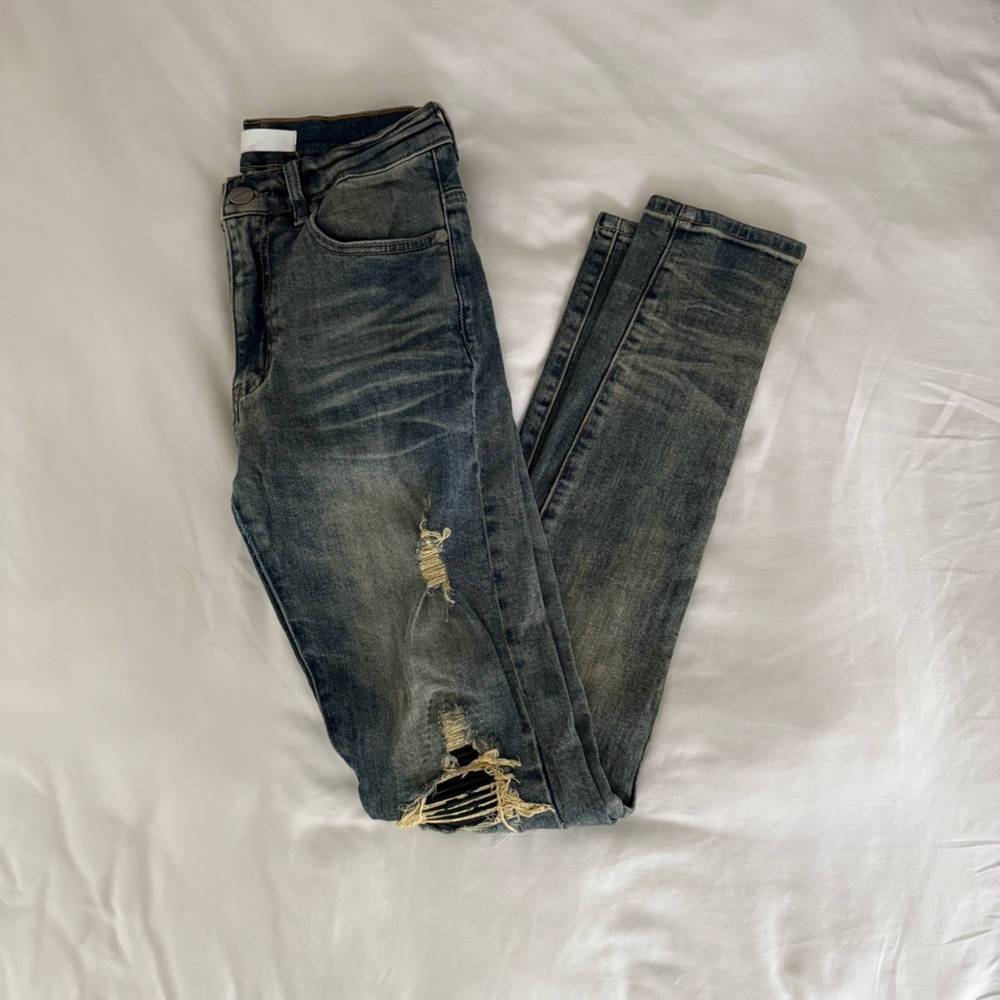 Women's Distressed Blue Skinny Jeans
